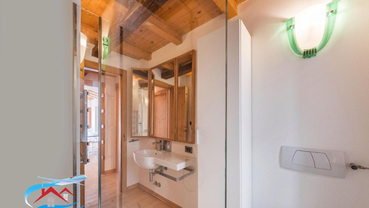 Au Nom De La Rose Appartement Venetië Buitenkant foto